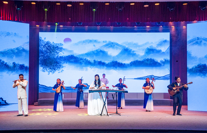 （小圖）第七個(gè)節目.jpg